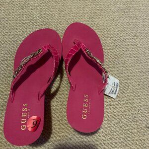 NEW GUESS FUCSIA WEDGE FLIP FLOPS WITH METAL CHAIN SIZE 6